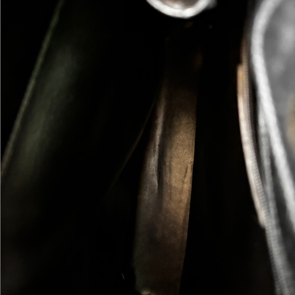 Salvatore Ferragamo EUC vintage suede & leather hobo shoulder bag unique design - Picture 9 of 10